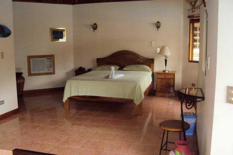 Hotel Villa Acacia Playa Hermosa  Exterior photo