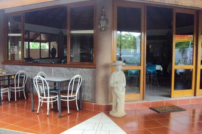 Hotel Villa Acacia Playa Hermosa  Exterior photo